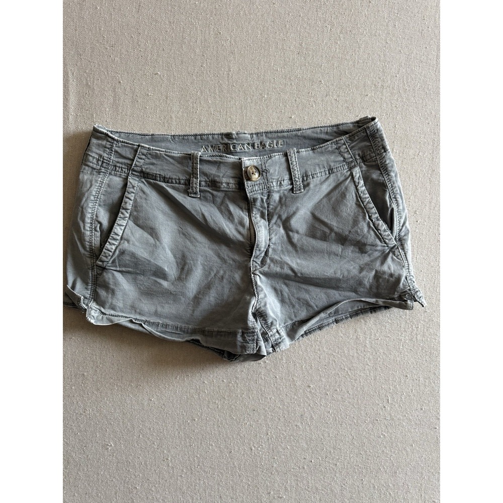 American Eagle Low Rise Shorts Super Stretch Shortie Size 4